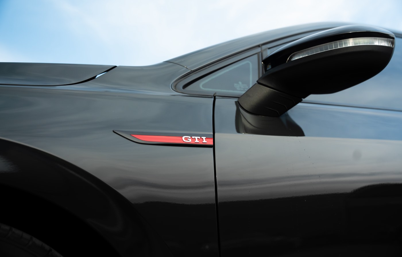 Golf 8 GTI en location à Dubaï