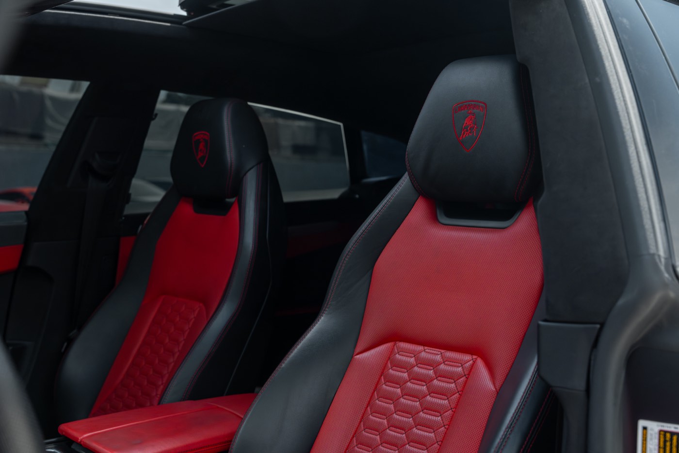 Lamborghini Urus en location à Dubaï