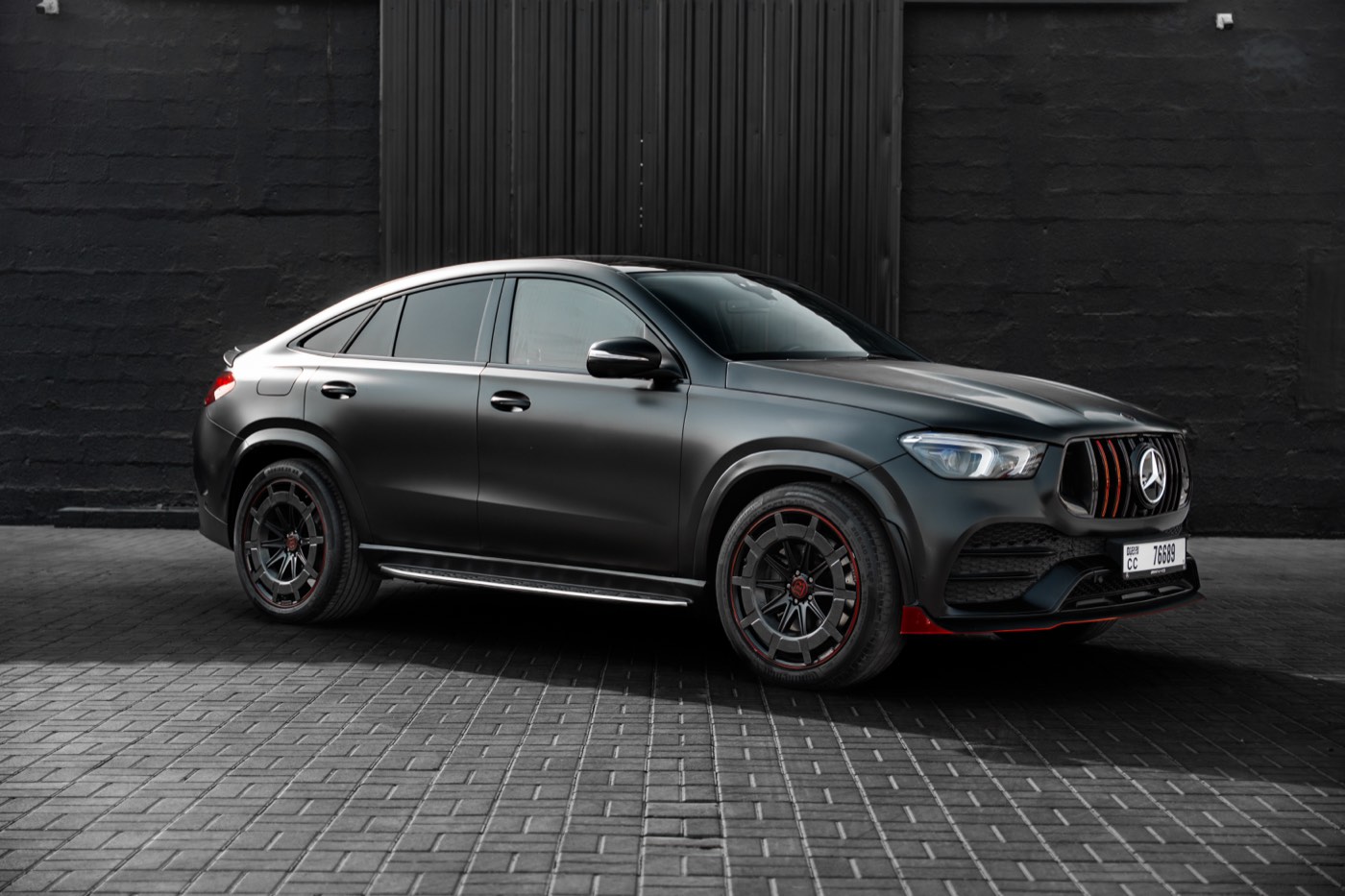 Mercedes GLE Brabus 800 en location à Dubaï